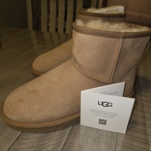 UGG Classic Chestnut Boots